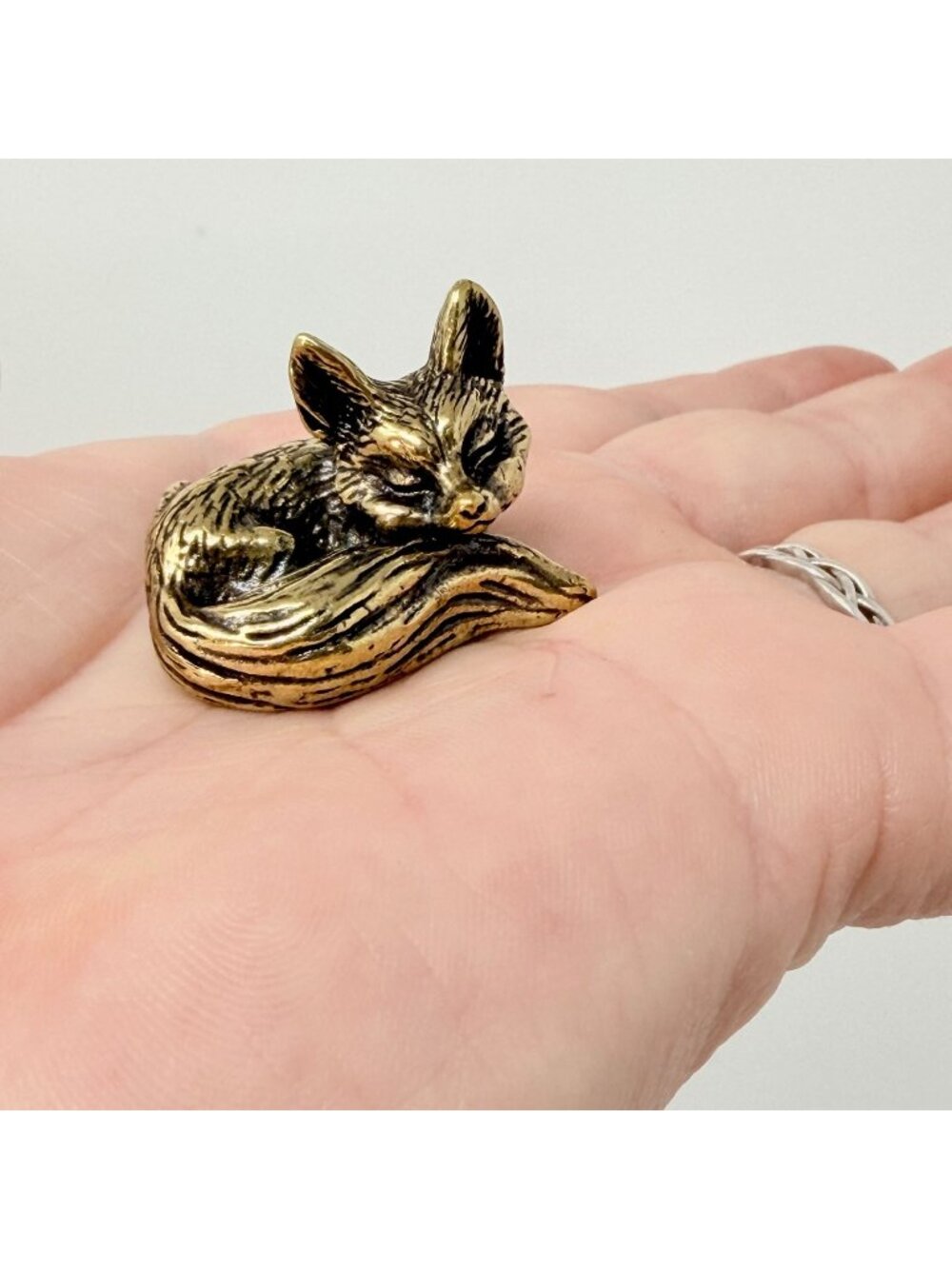 Brass Sleeping Fox Figurine Intuition Protection Spirit Animal Altar Decor Totem